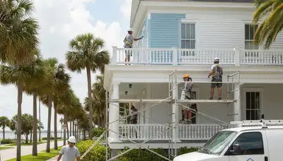 Painting company in St Petersburg, FL providing professional interior and exterior painting services